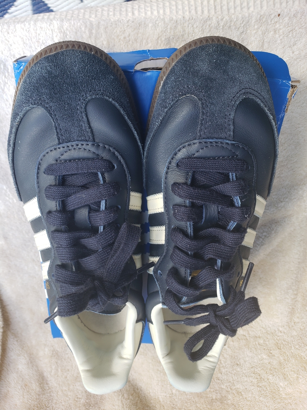 adidas Navy and White Kids Low-Top Trainers